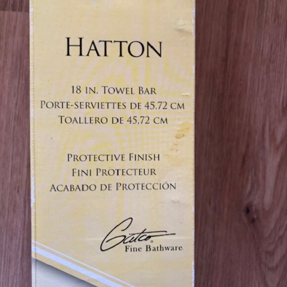 Gatco New Hatton Polished Gold Tone 18" Towel Bar Model #4771 - Picture 2 of 4